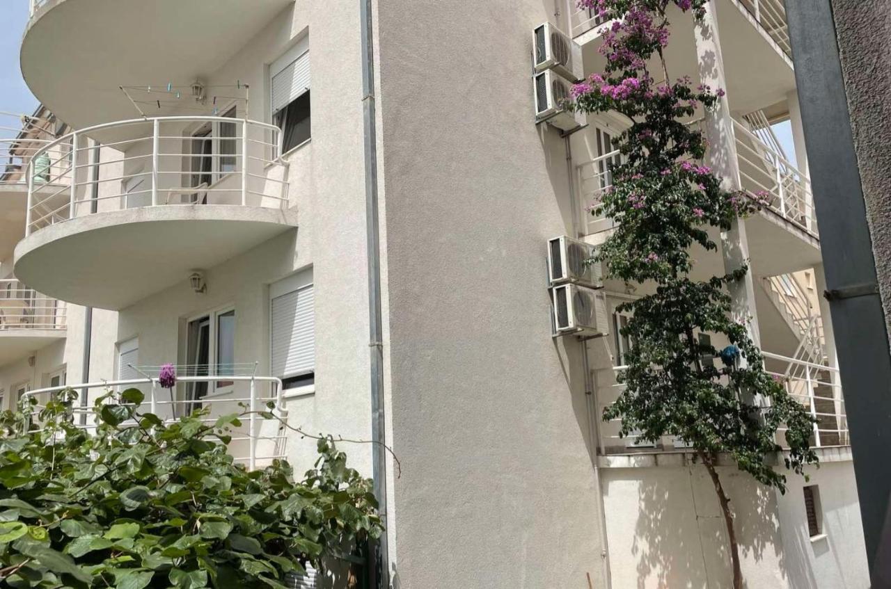 Apartments Papic Трогір Екстер'єр фото