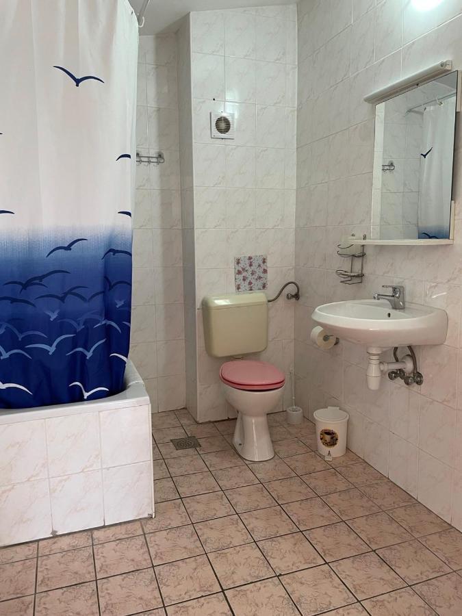 Apartments Papic Трогір Екстер'єр фото