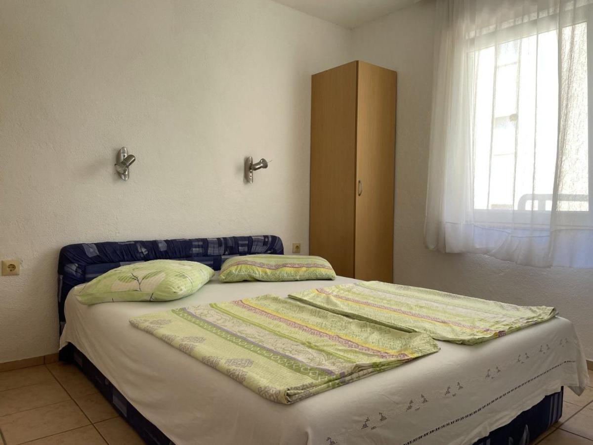 Apartments Papic Трогір Екстер'єр фото