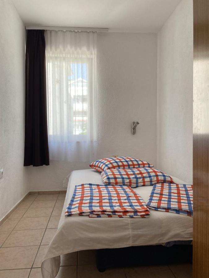 Apartments Papic Трогір Екстер'єр фото