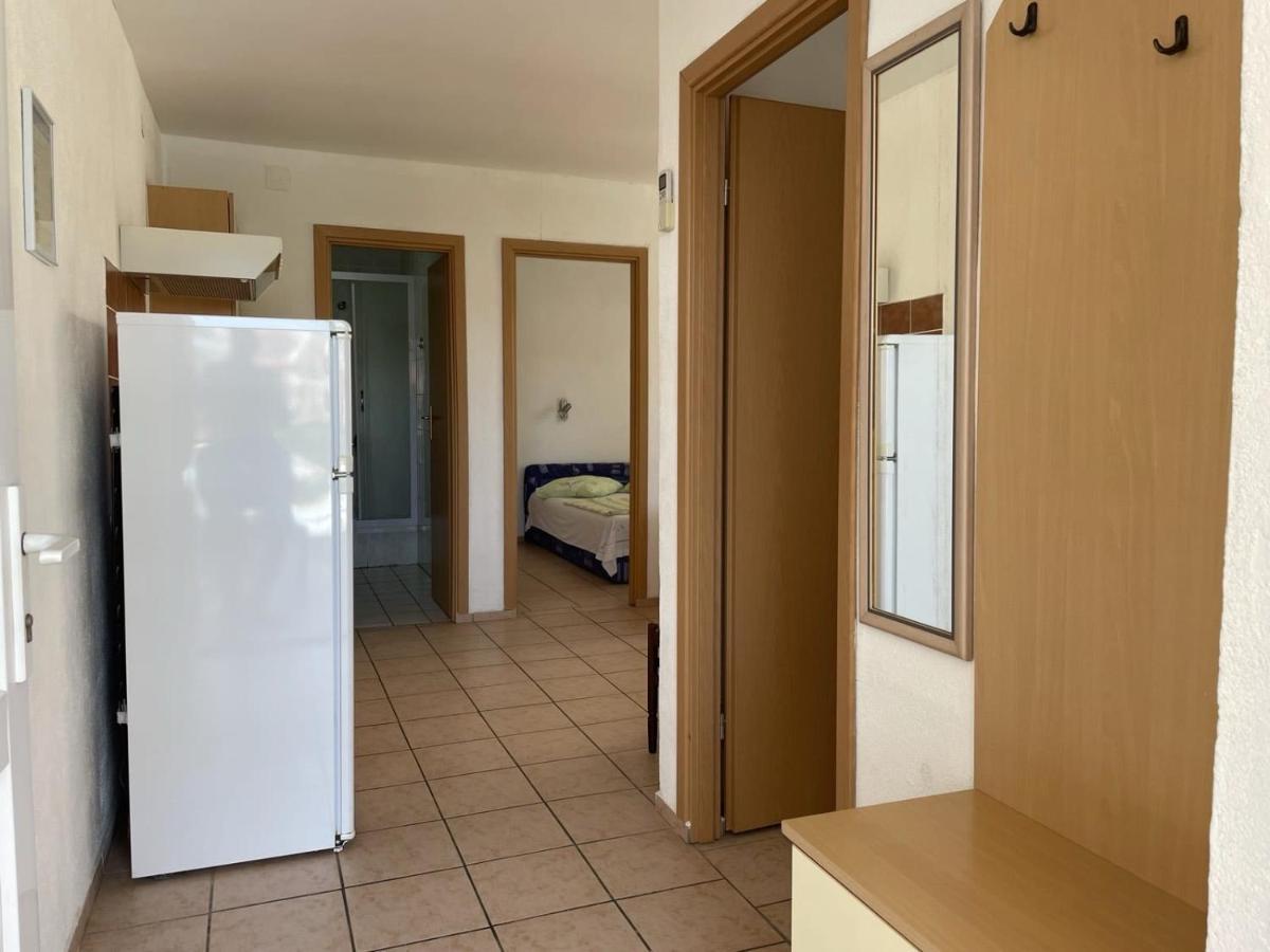 Apartments Papic Трогір Екстер'єр фото
